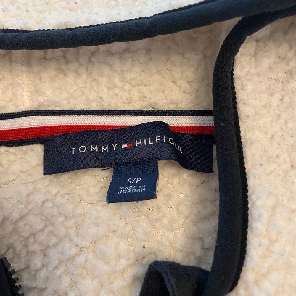 Tommy Hilfiger Cream Sherpa Jacket with Navy Trim - Picture 4 of 9